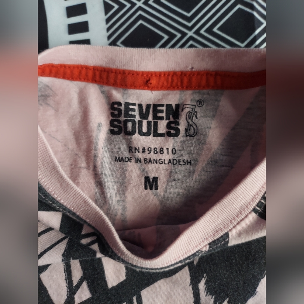 Shirt - Picture 3 of 3